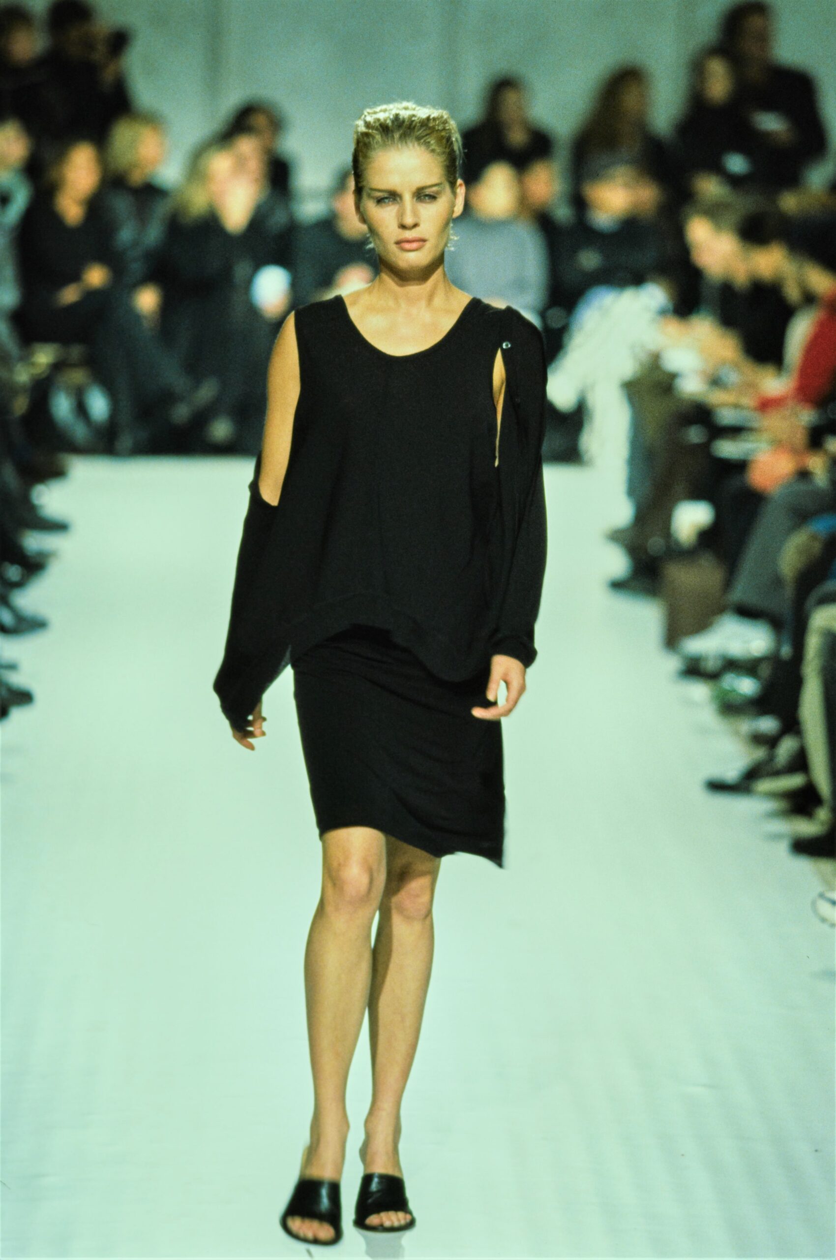 black relaxed mini dress