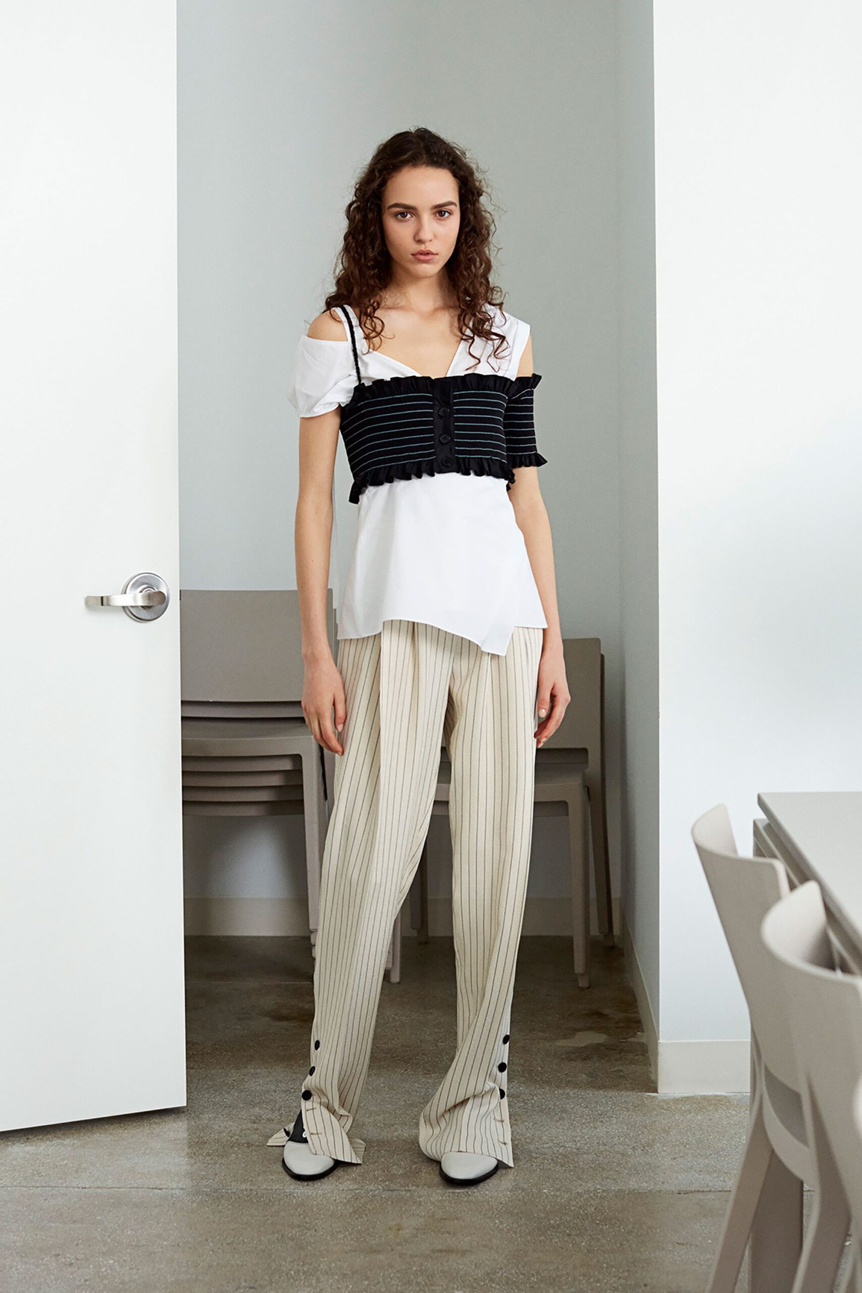 white short-sleeve off-shoulder fitted pleated buttoned top