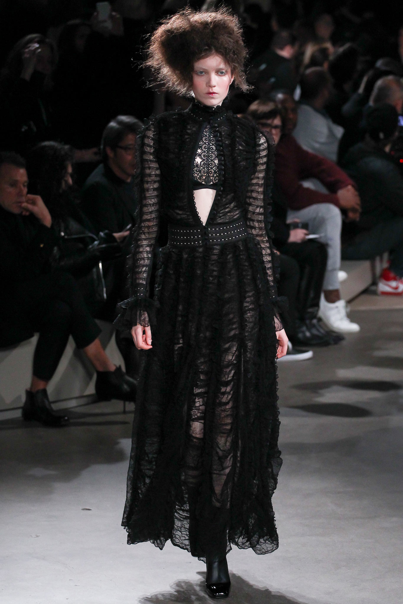 black lace fitted dress