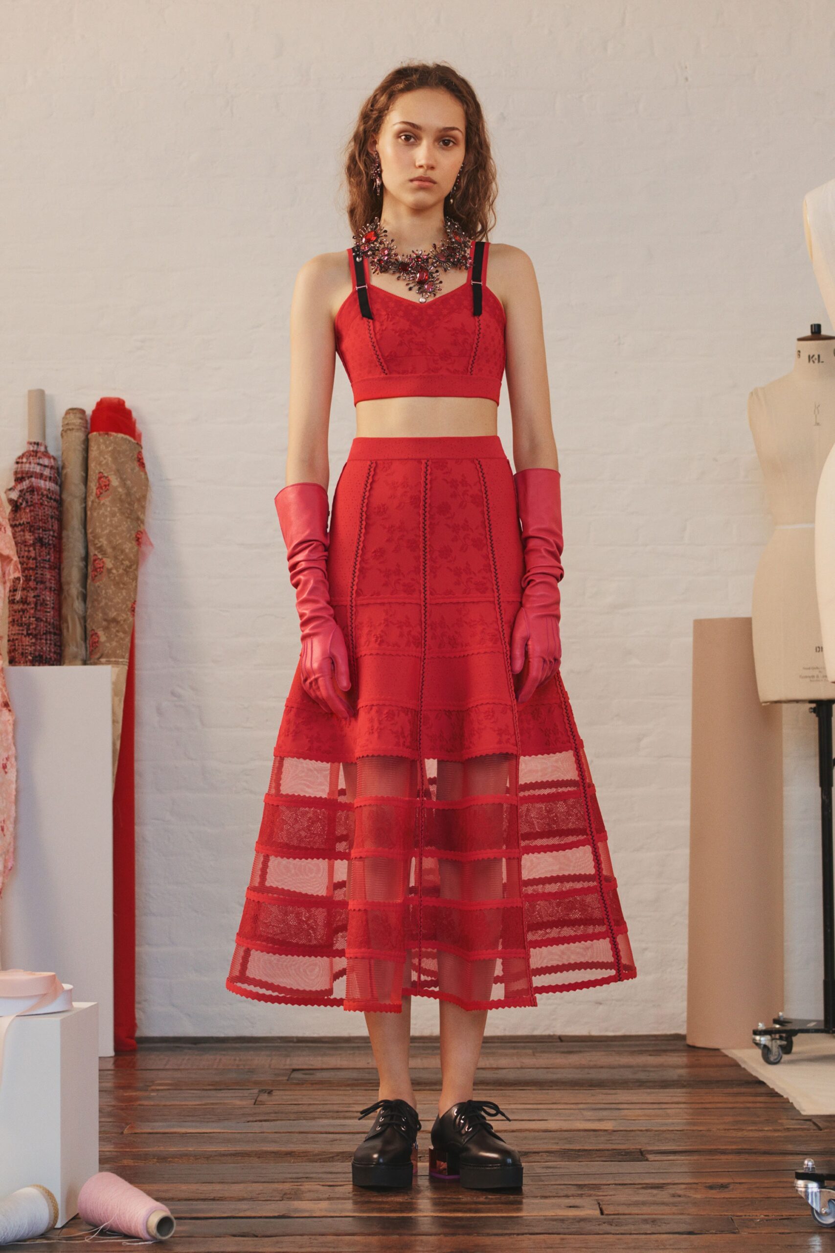 red lace sleeveless high-neck fitted embroidered crop-top