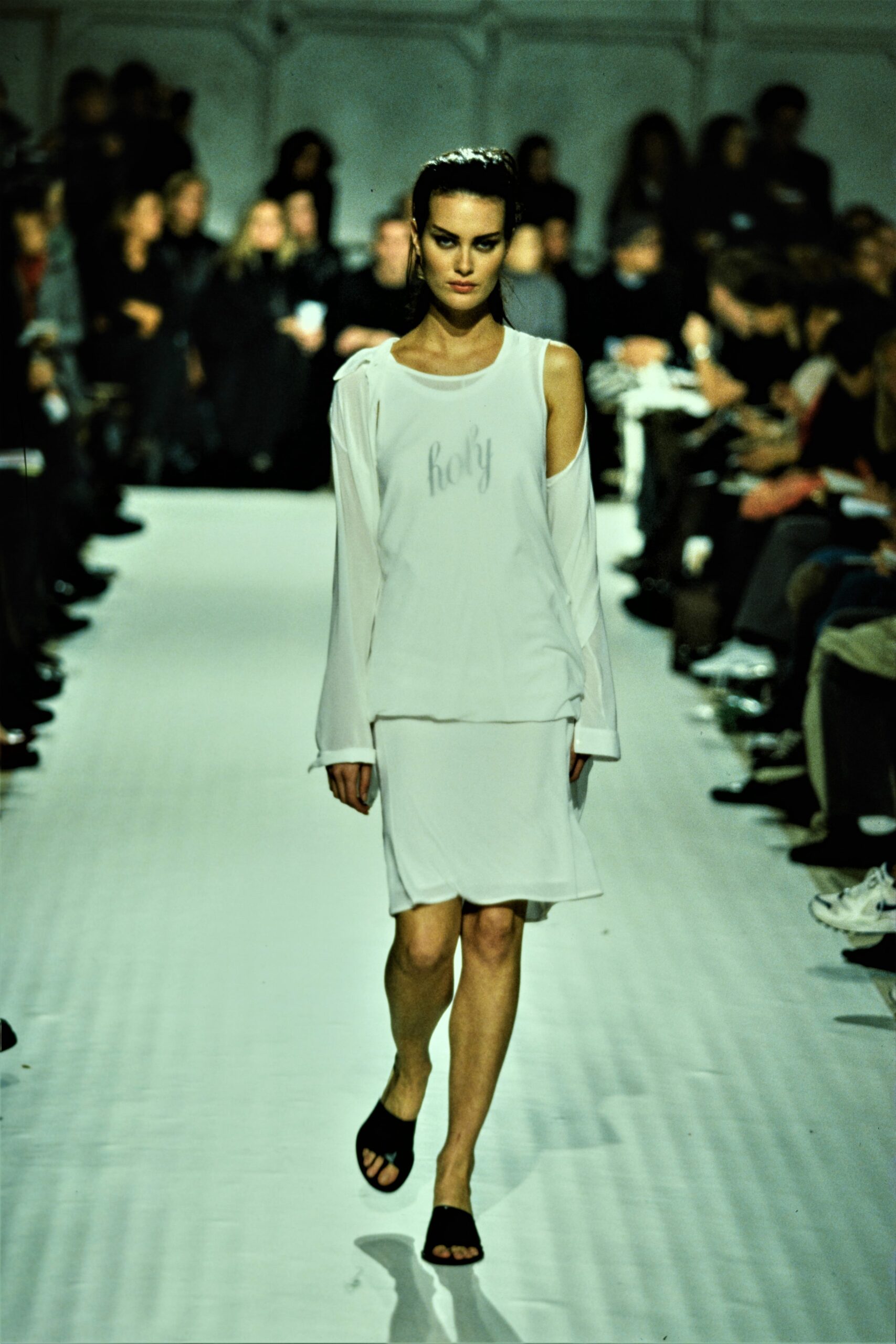 white fitted sleeveless dress