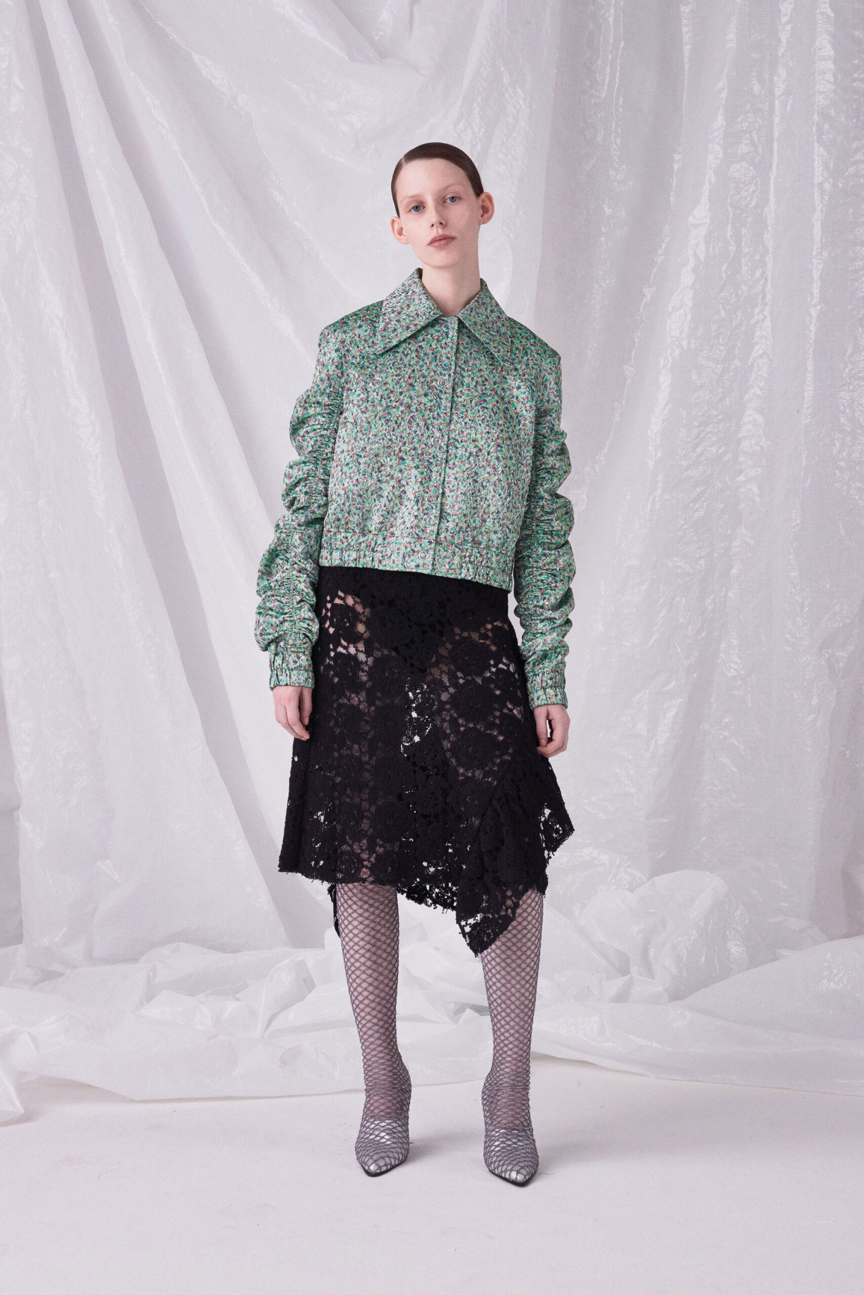green cotton long-sleeve collared fitted zippered ruffled jacket