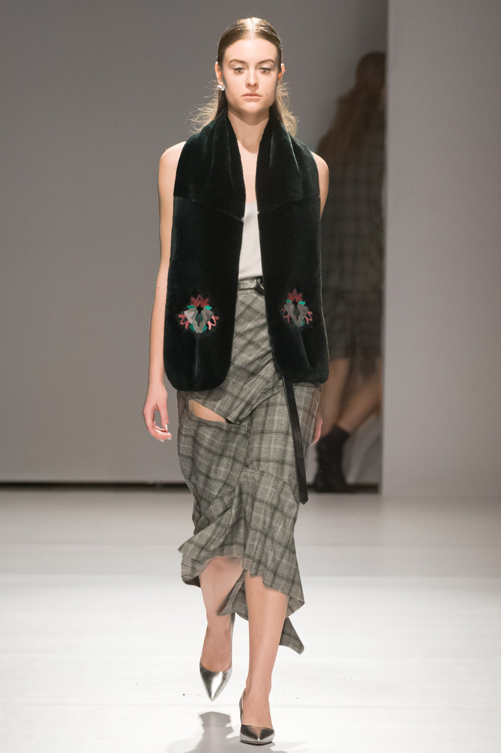 gray wool asymmetric fitted pleated skirt