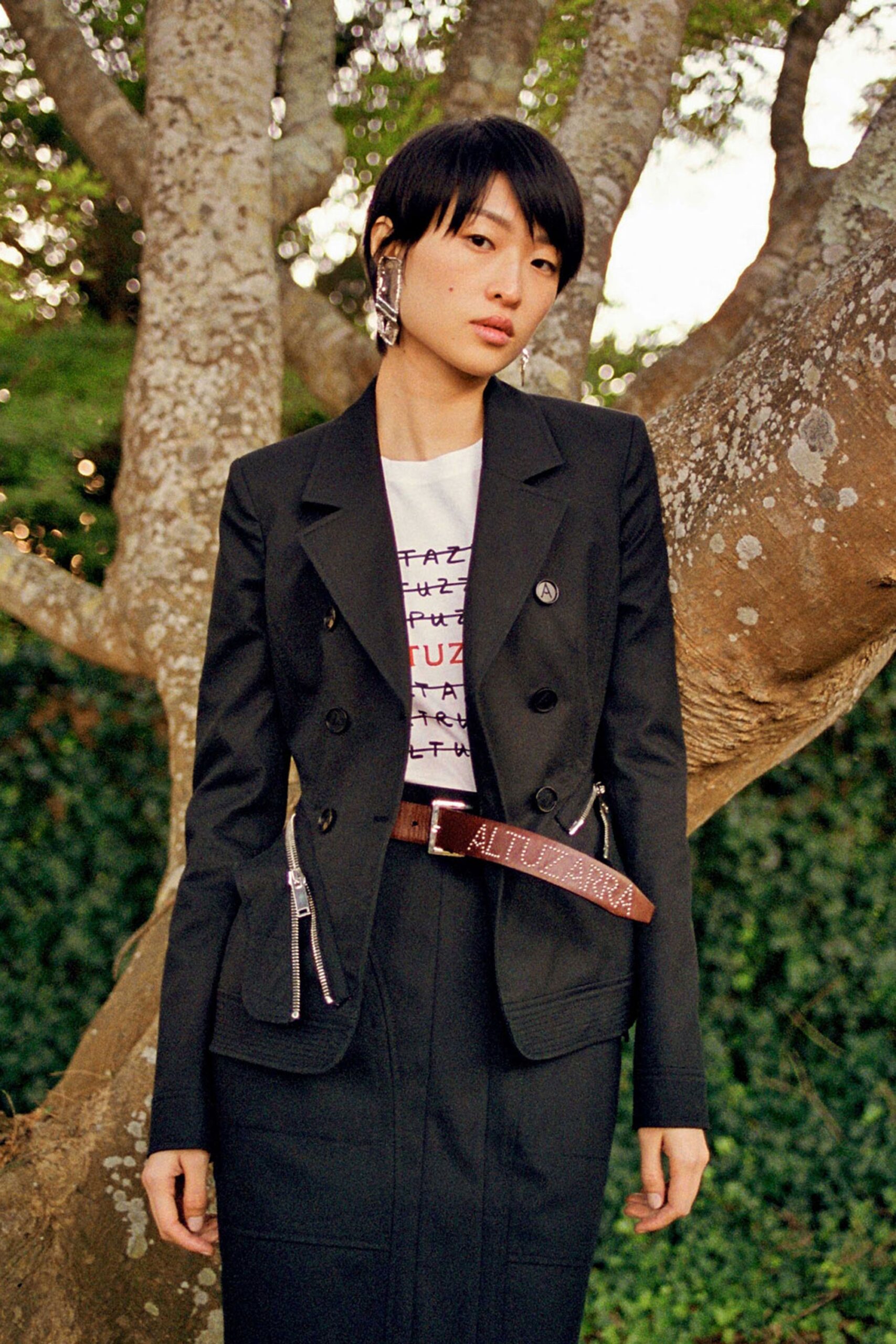 black tailored blazer with t-shirt