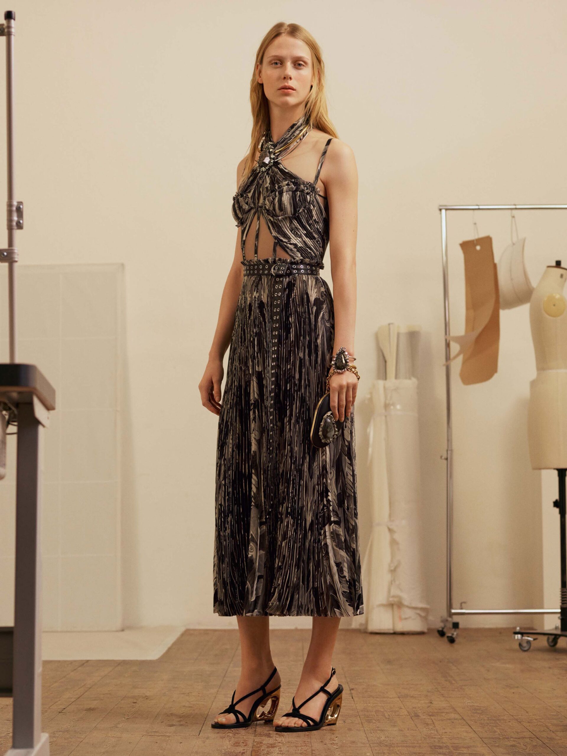 black silk sleeveless v-neck fitted printed tiered dress