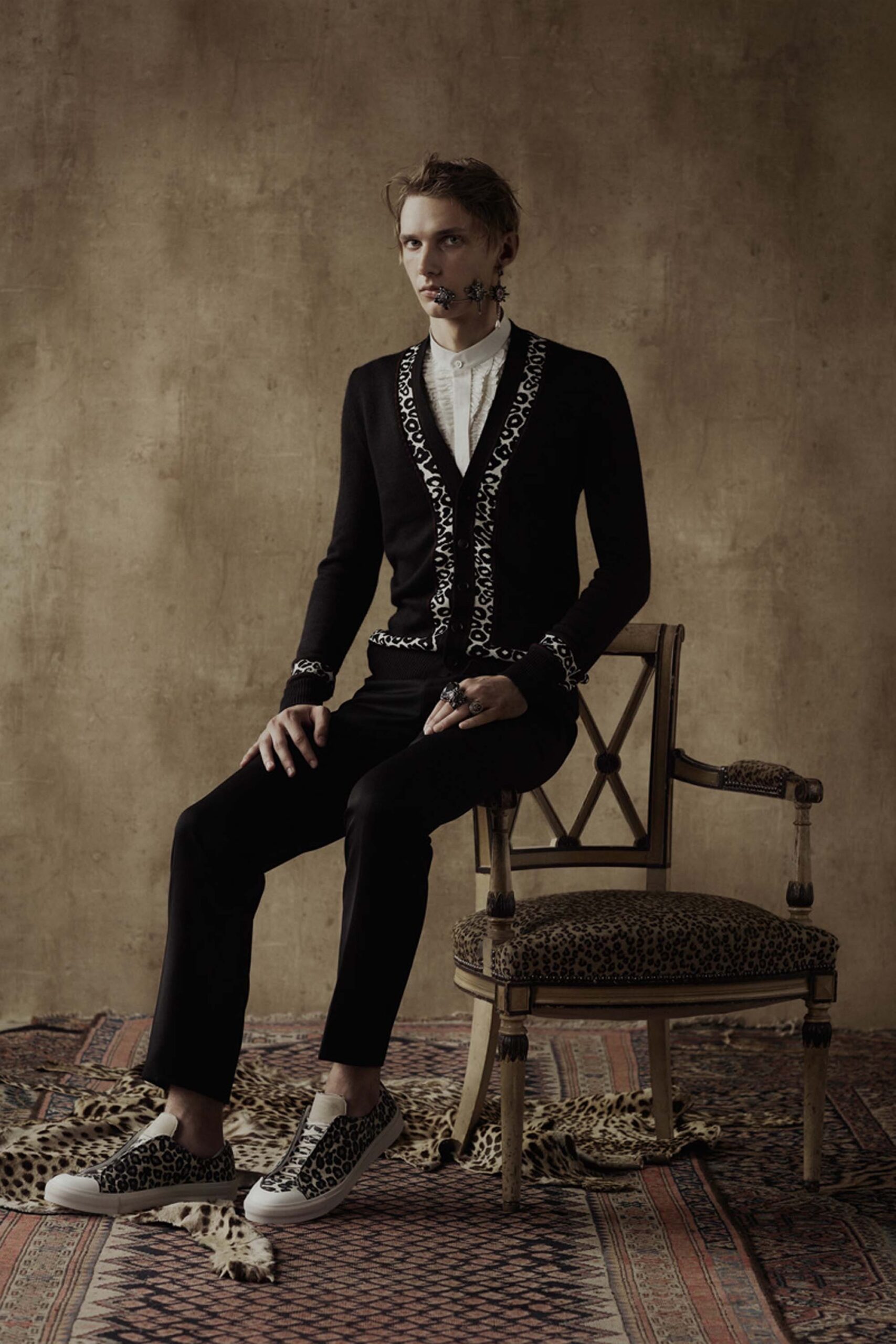 black fitted cardigan with slim pants