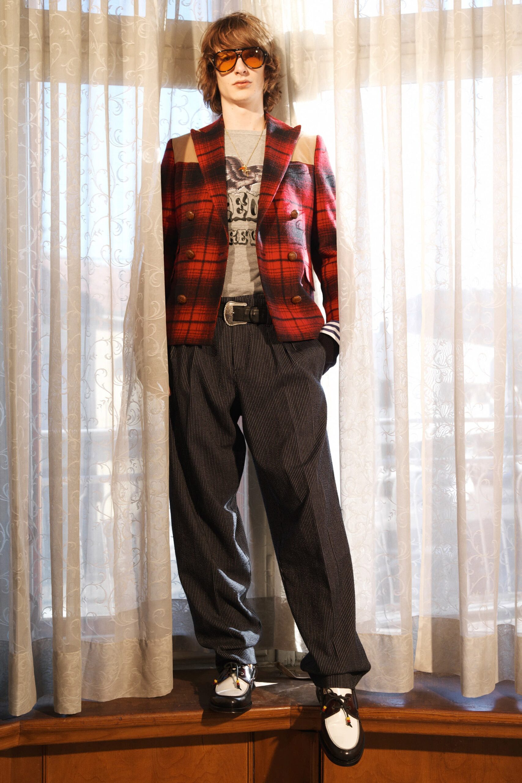 red checked blazer with t-shirt