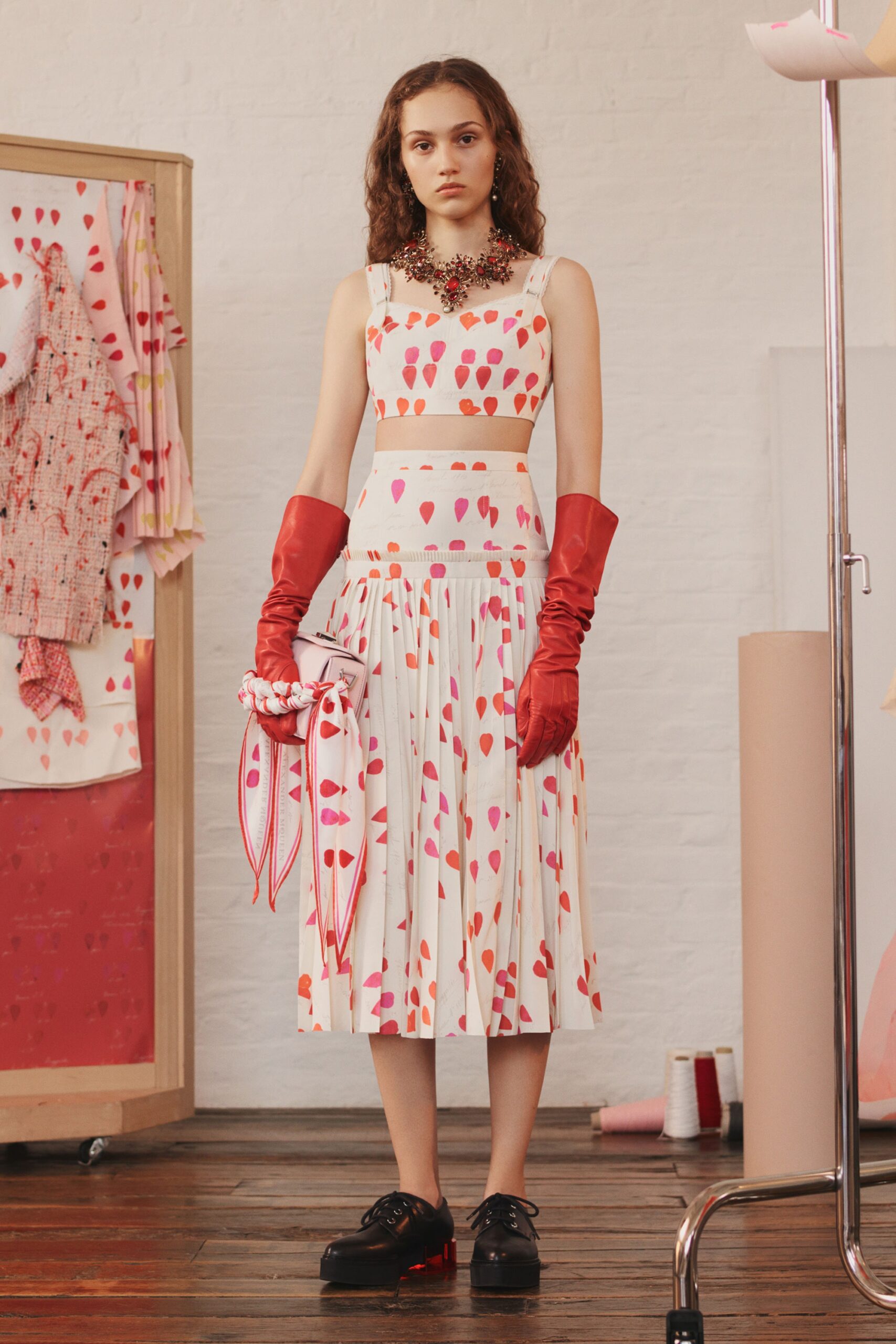 white pink pleated top and skirt