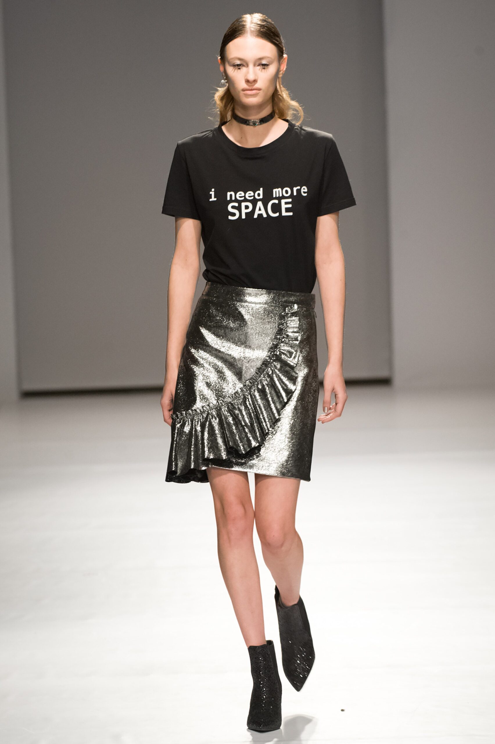 gray metallic asymmetric fitted ruffled shiny skirt