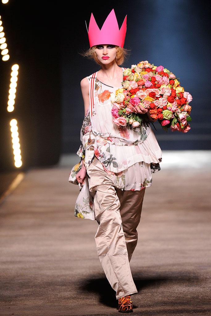 floral silk top with beige pants