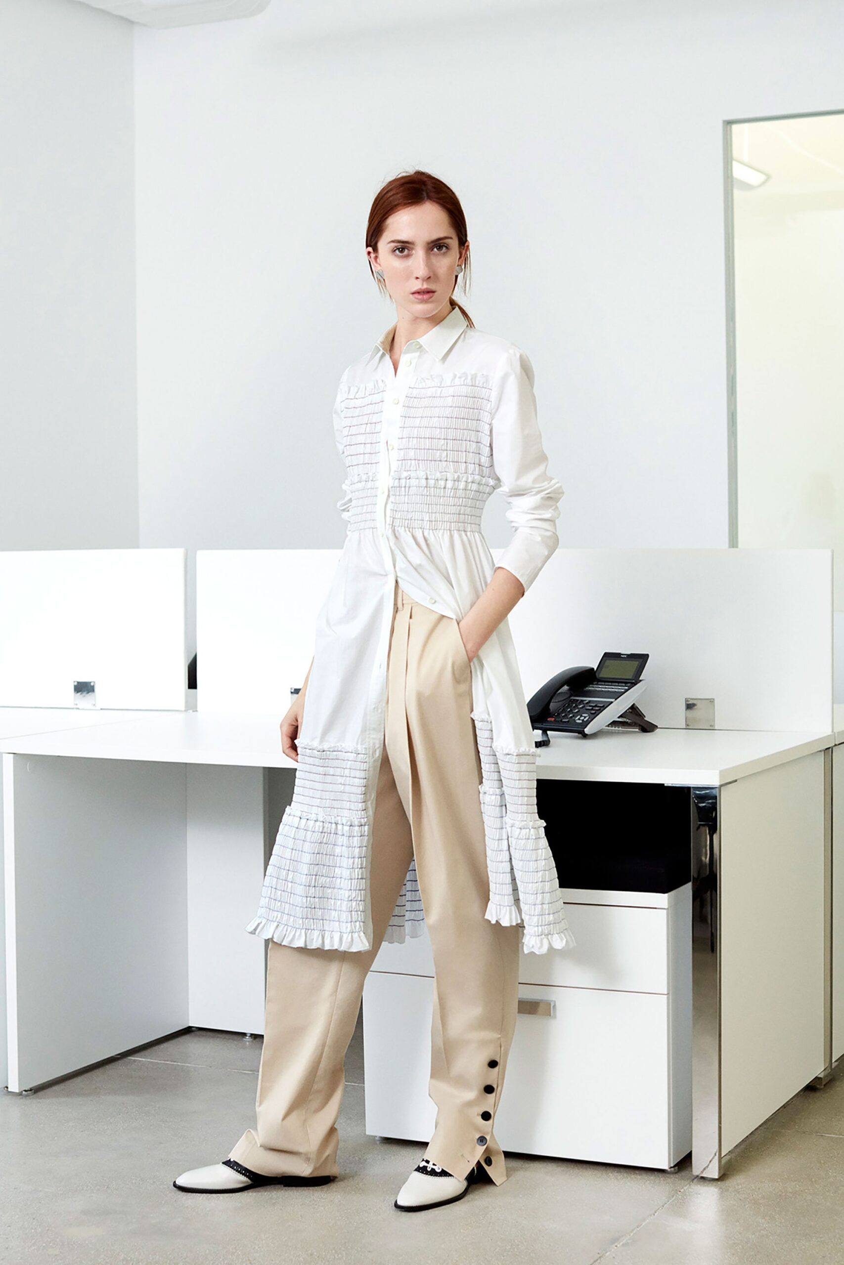 beige cotton relaxed high-waisted buttoned pants