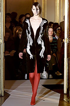 black velvet long-sleeve v-neck fitted embroidered coat