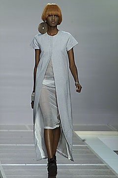 gray cotton short-sleeve v-neck relaxed tiered flowing dress