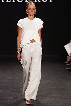 white cotton short-sleeve asymmetric fitted ruffled top