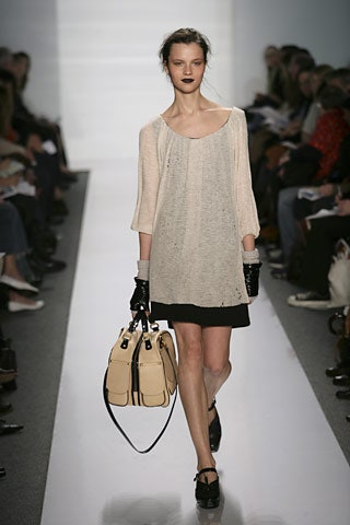 beige structured bag