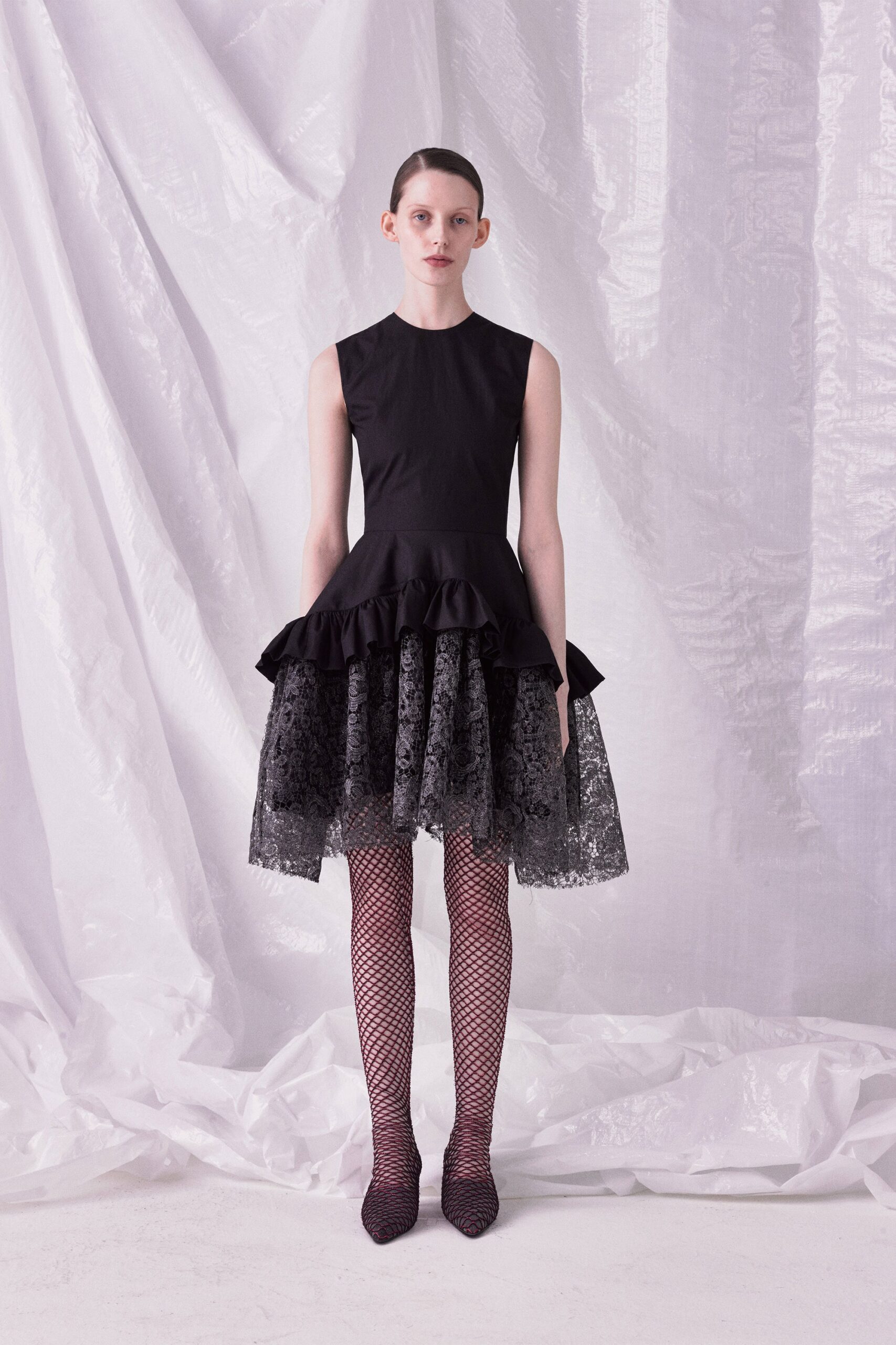 black fitted sleeveless dress