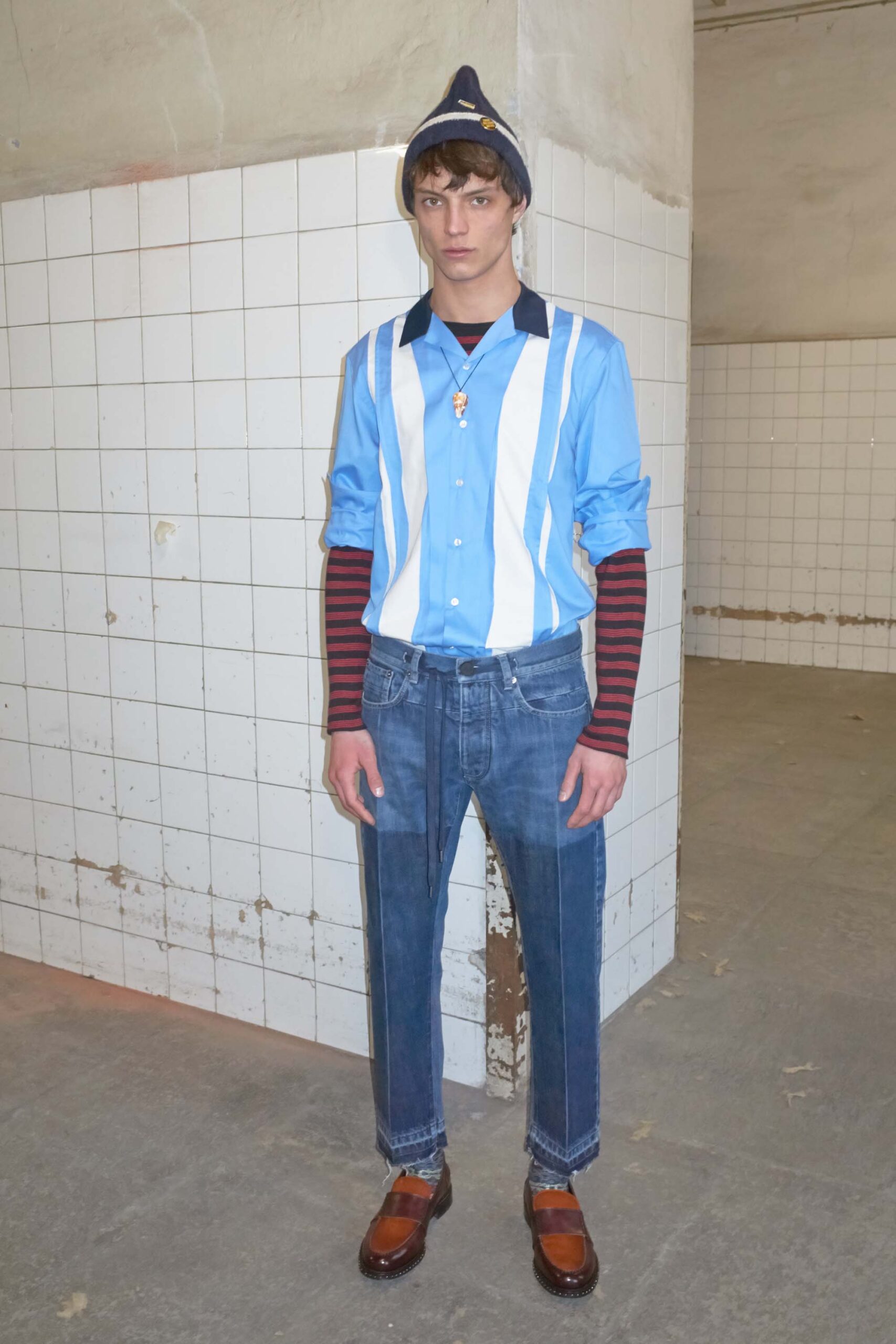 blue cotton long-sleeve collared relaxed striped shirt