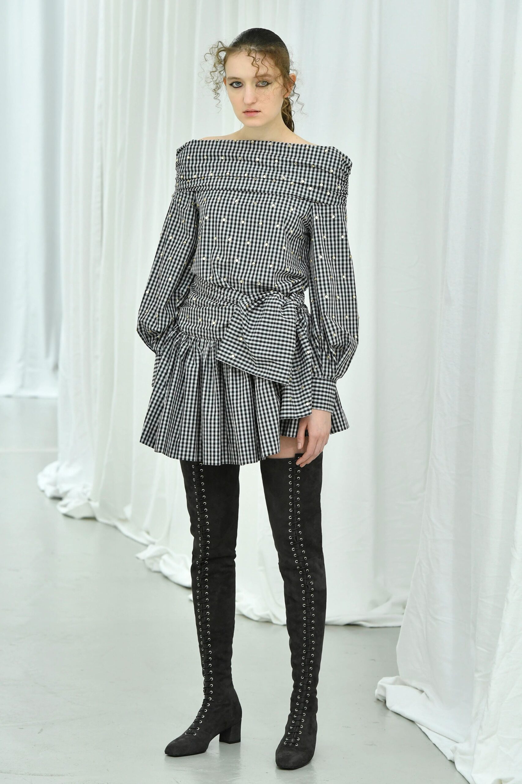 black and white off-shoulder dress