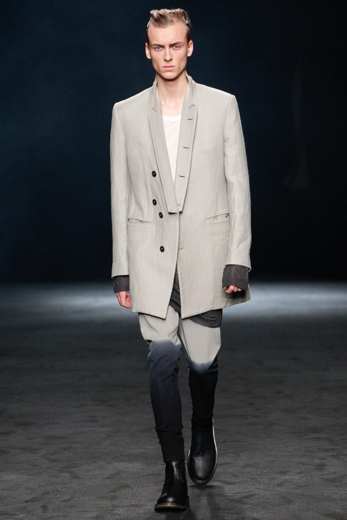 gray cotton long-sleeve collared tailored layered blazer