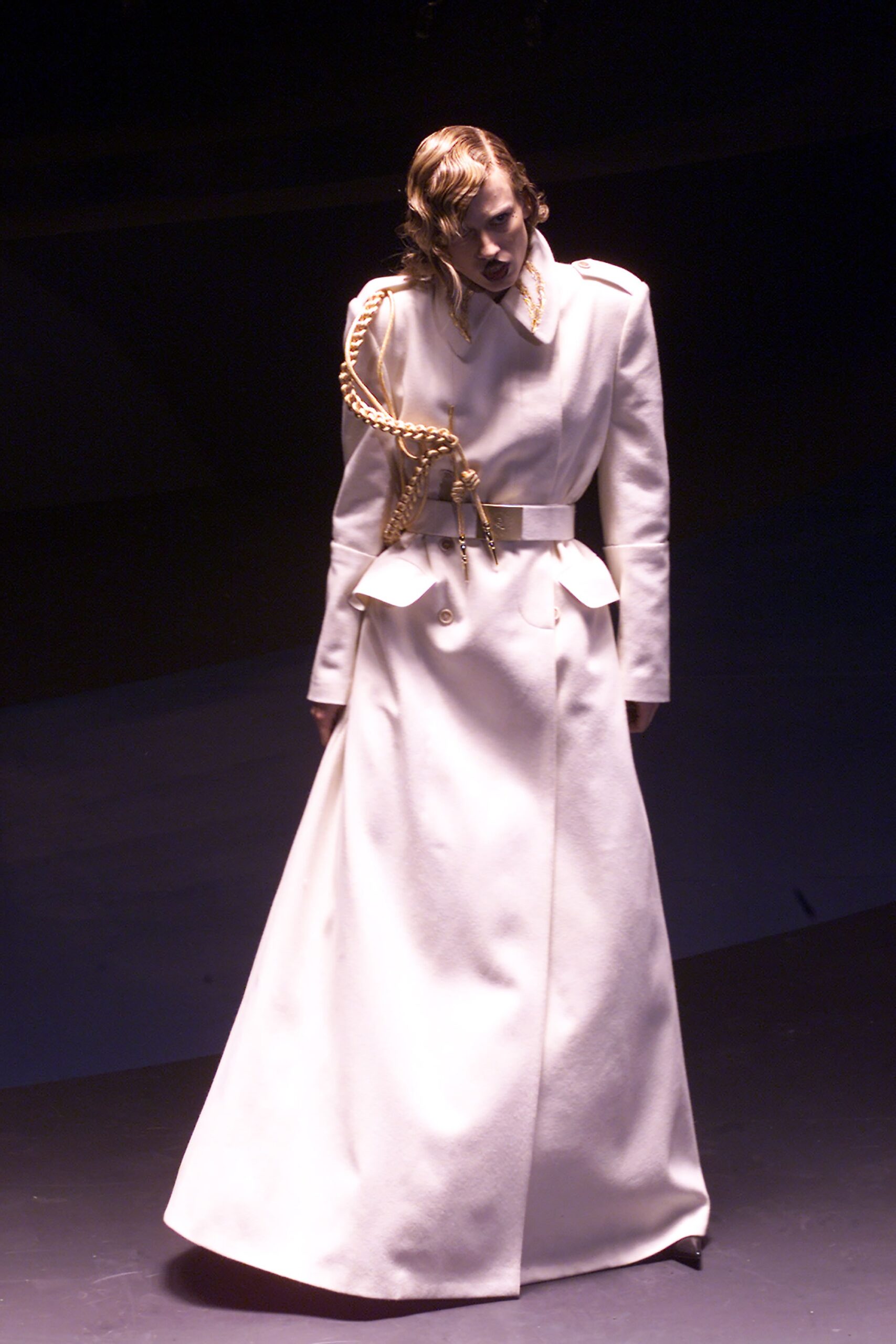 white wool fitted coat