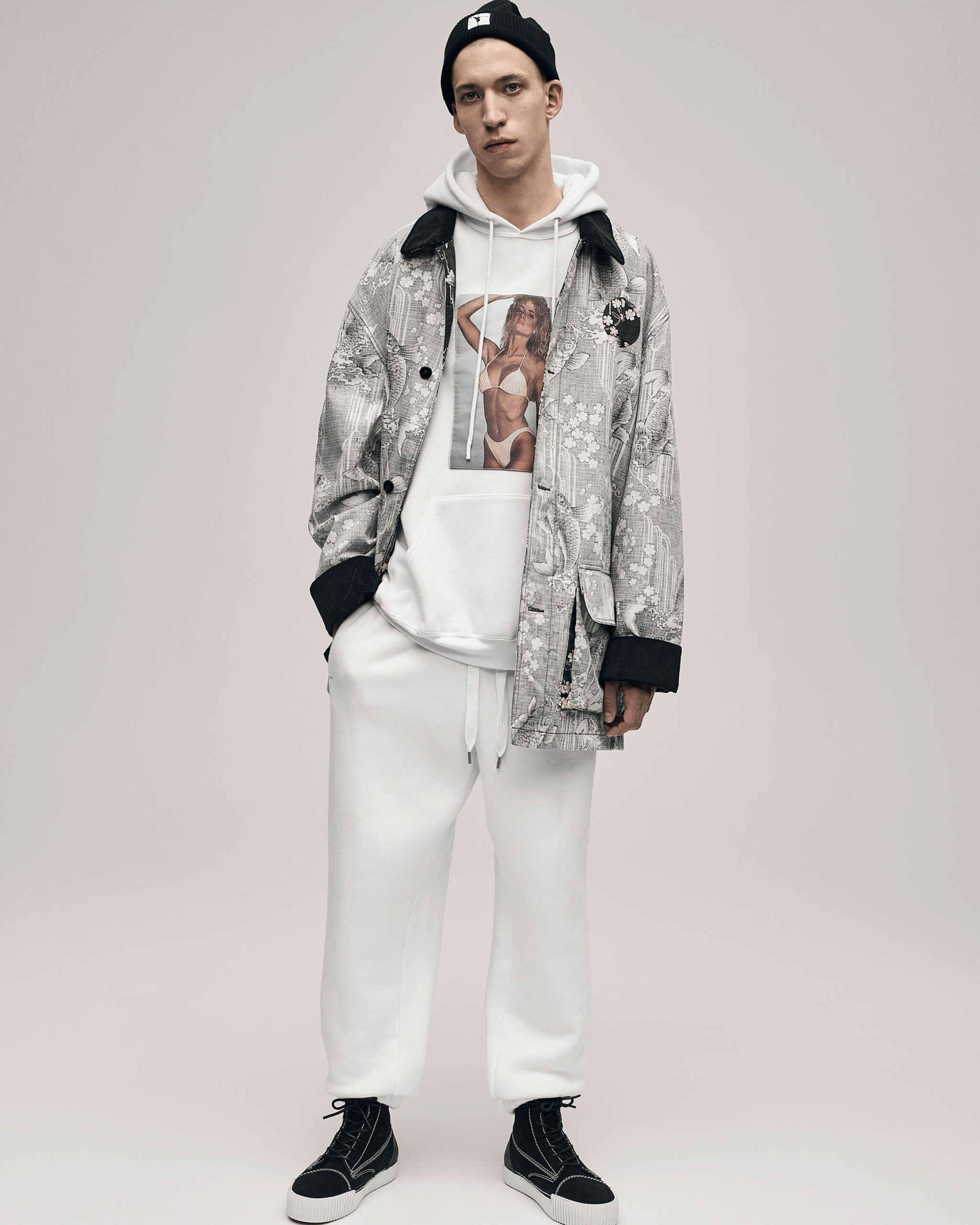gray cotton long-sleeve collared relaxed printed jacket