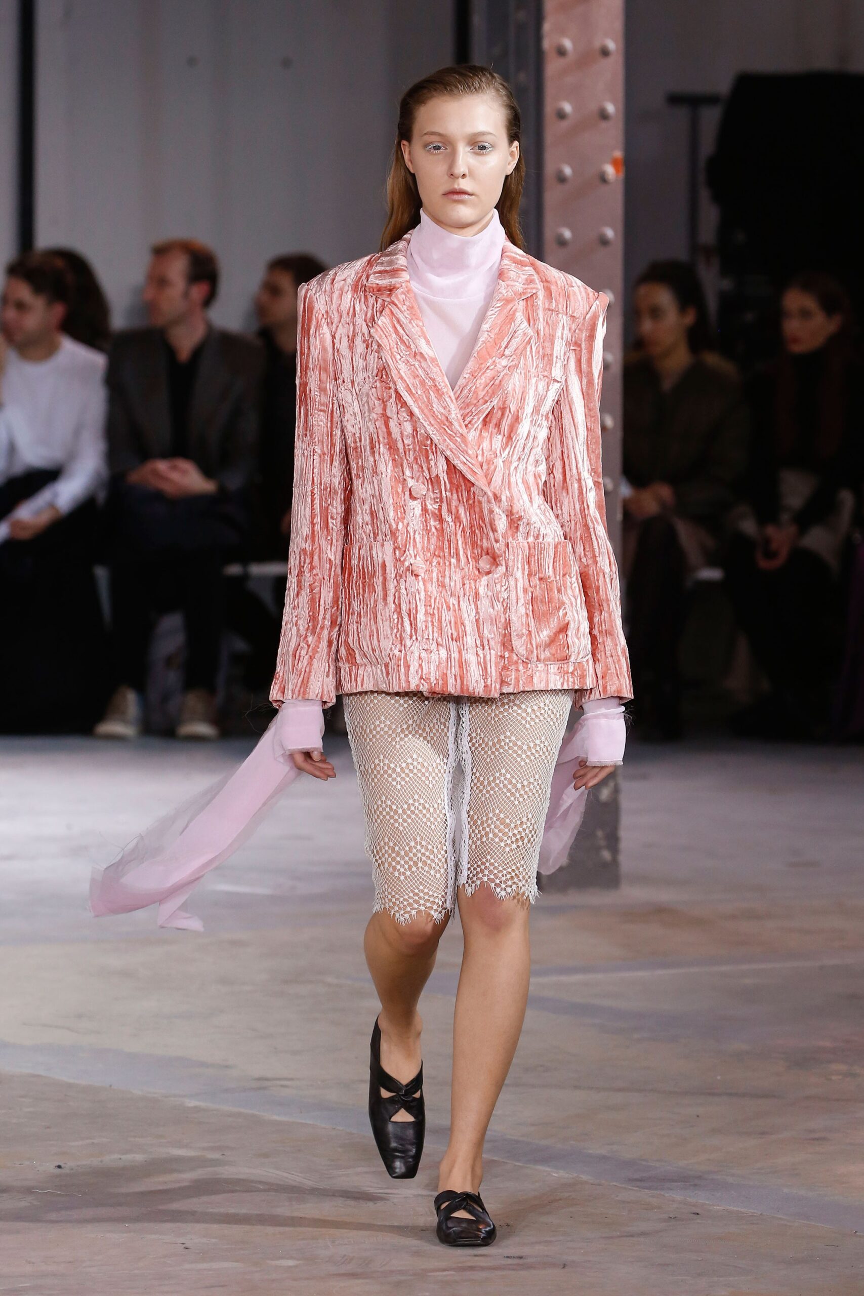 pink silk long-sleeve collared tailored printed blazer