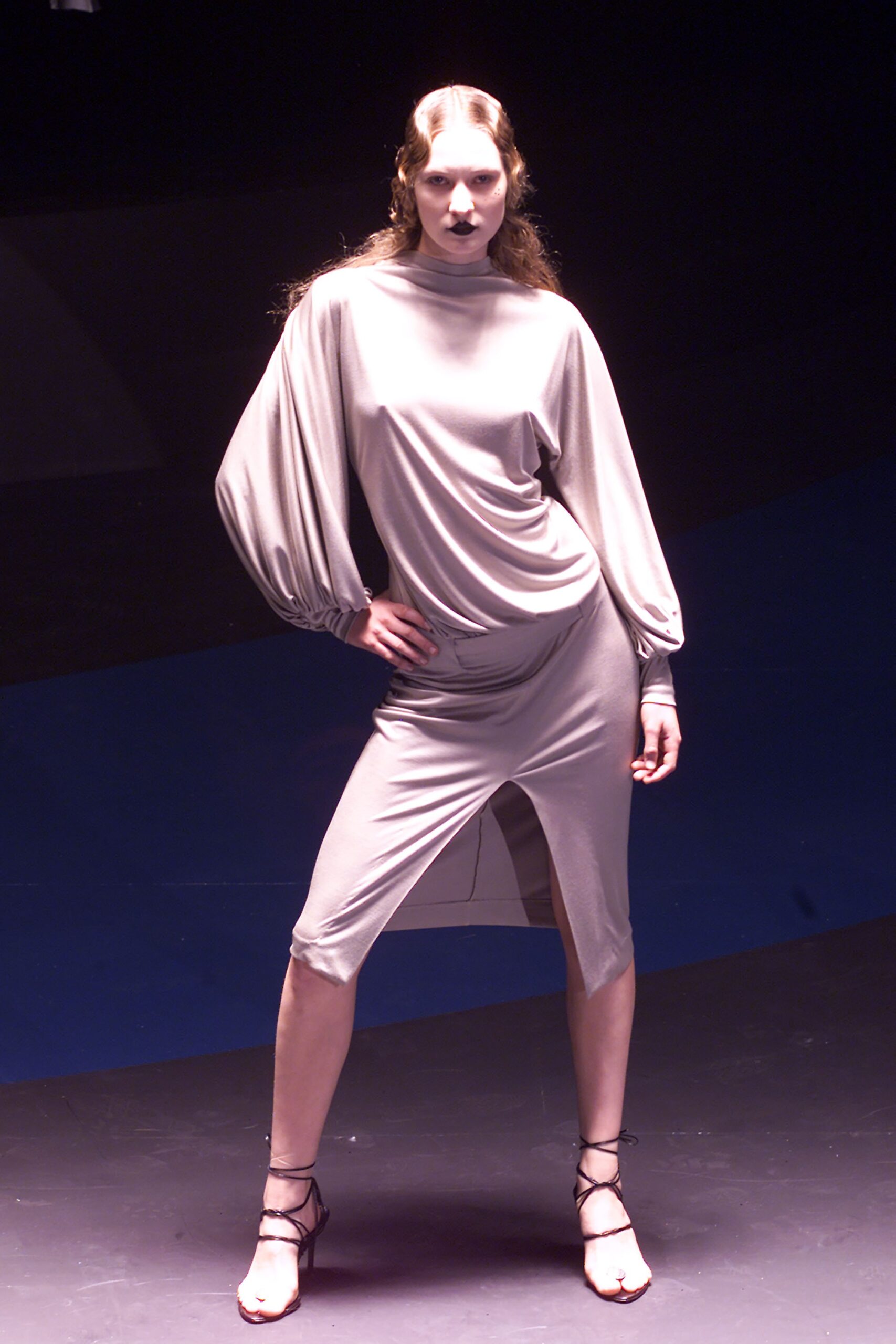 gray fitted long-sleeve dress