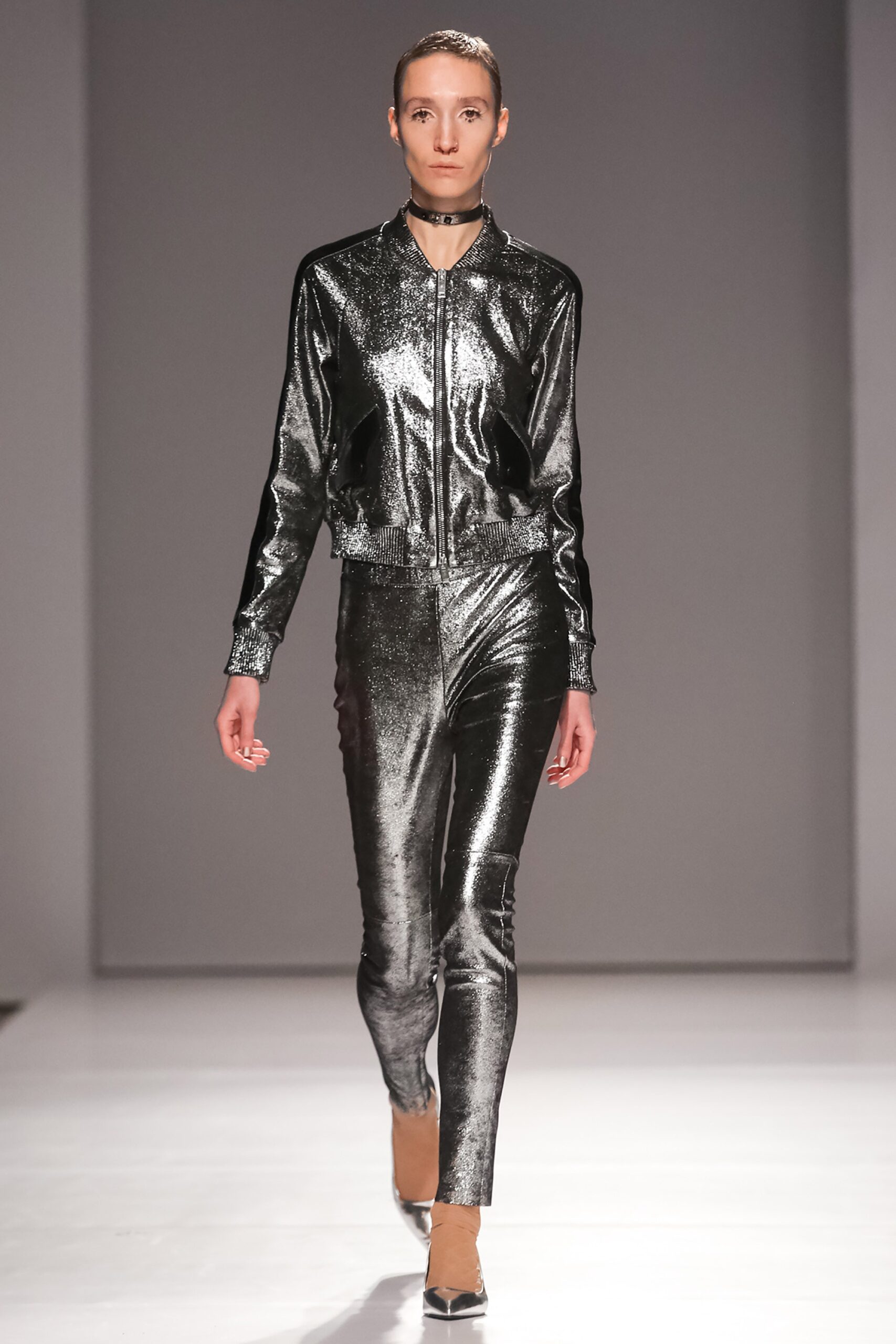 gray metallic long-sleeve collared fitted zippered shiny jacket