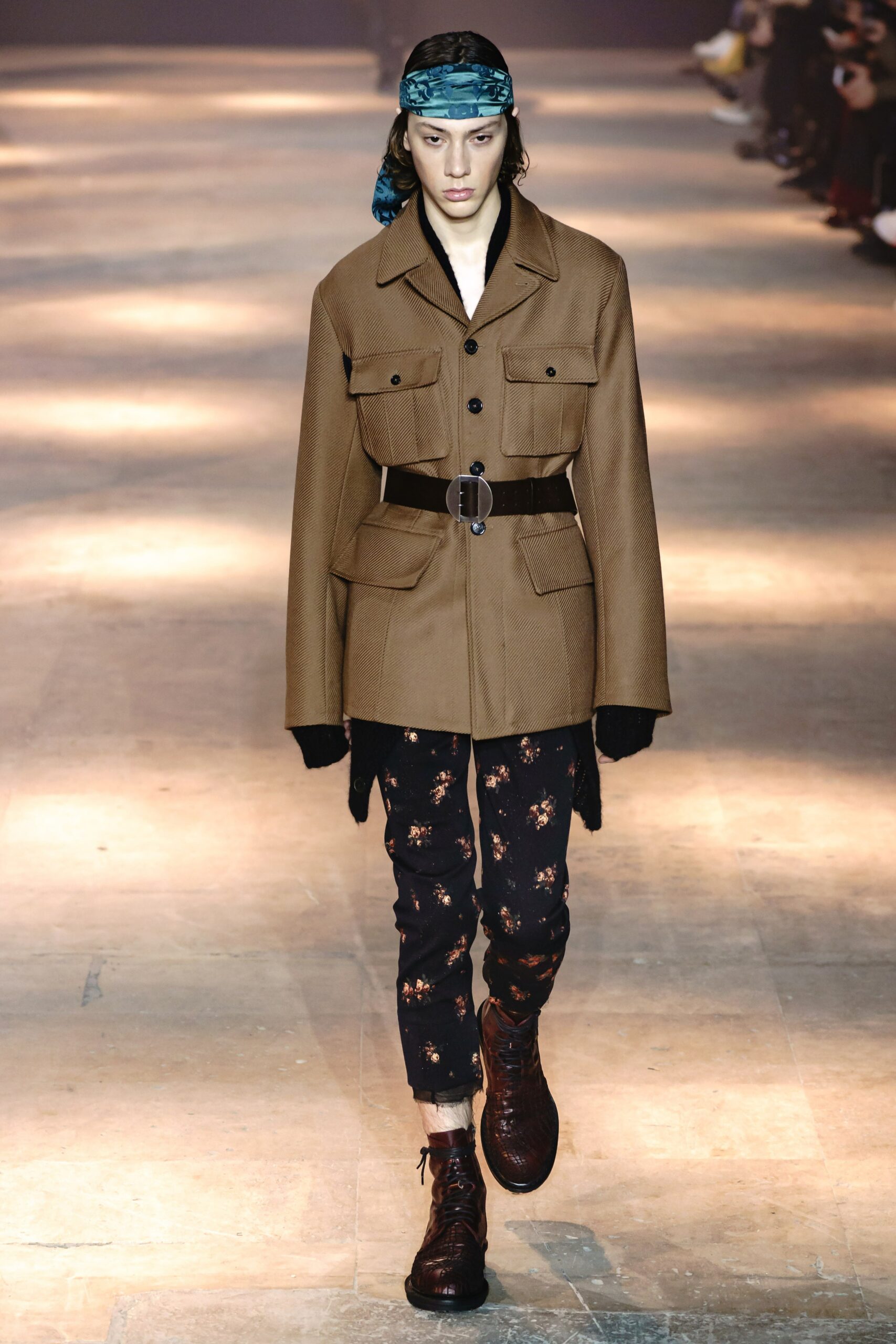 brown wool long-sleeve collared relaxed buttoned pockets jacket