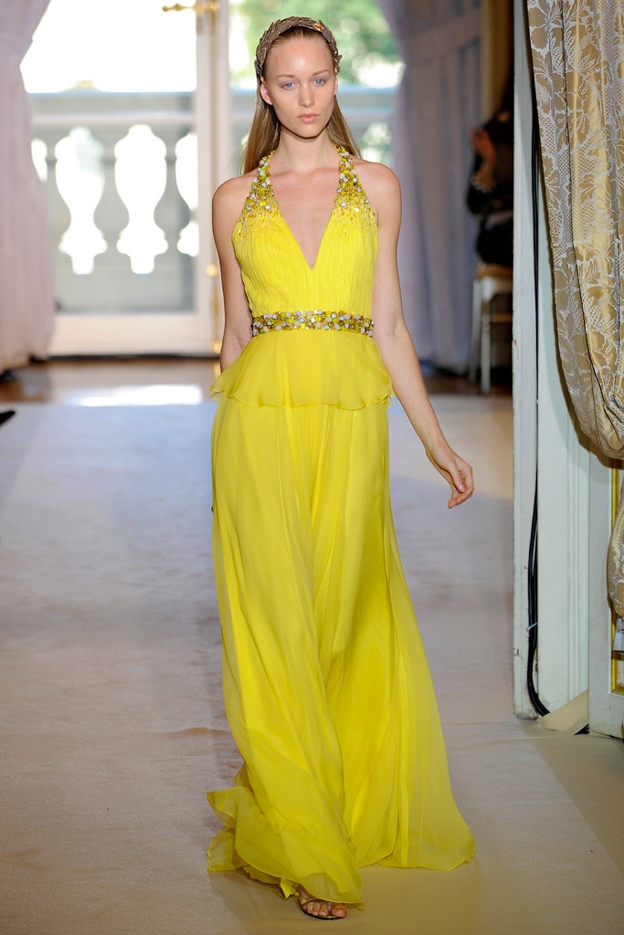 yellow chiffon sleeveless gown