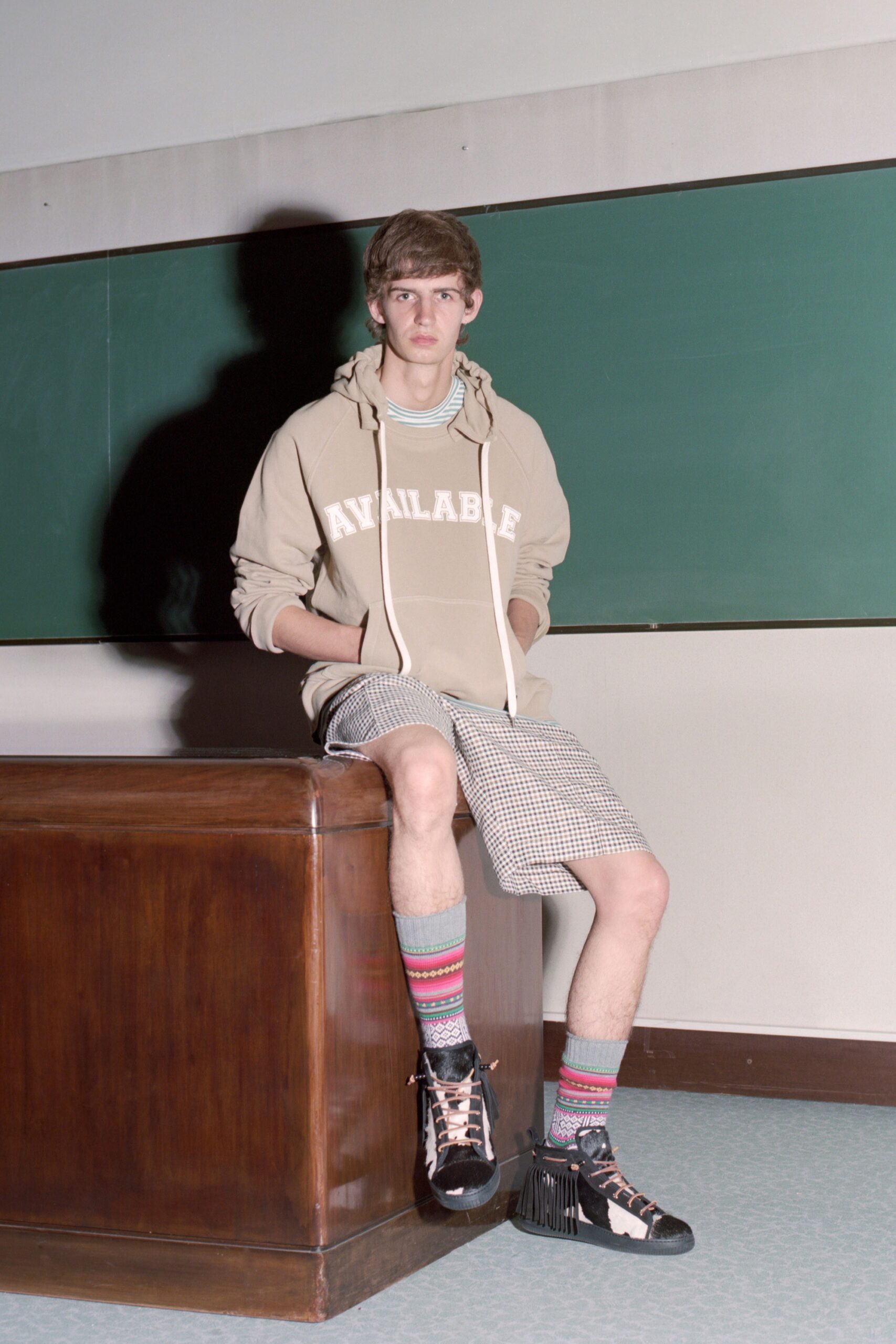 beige hoodie gray shorts