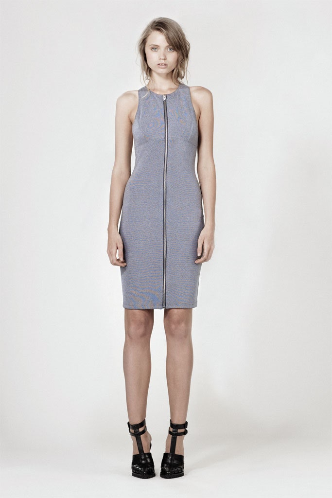 fitted gray sleeveless dress
