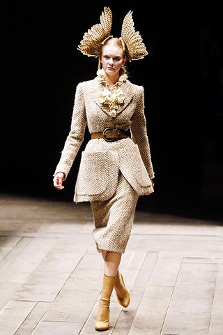 beige tweed long-sleeve collared tailored buttoned pencil suit