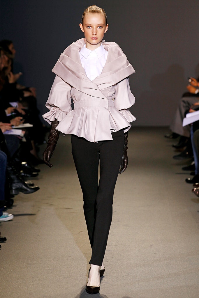 gray silk long-sleeve collared fitted ruffled jacket