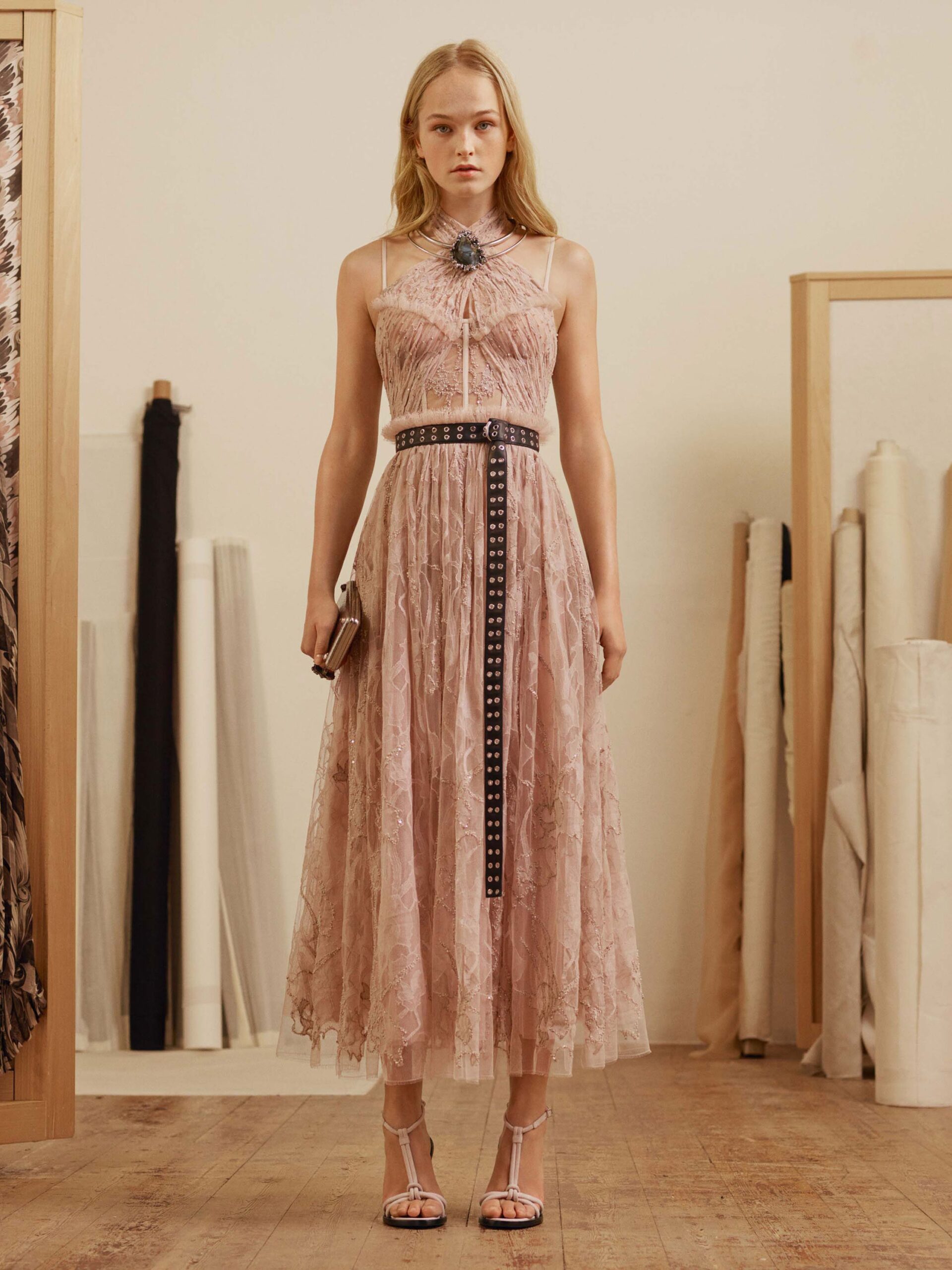 pink lace sleeveless dress