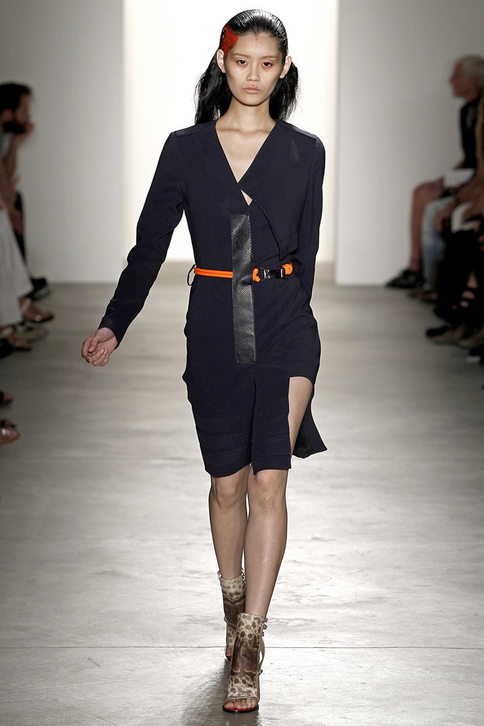 black cotton long-sleeve v-neck fitted zippered belted dress