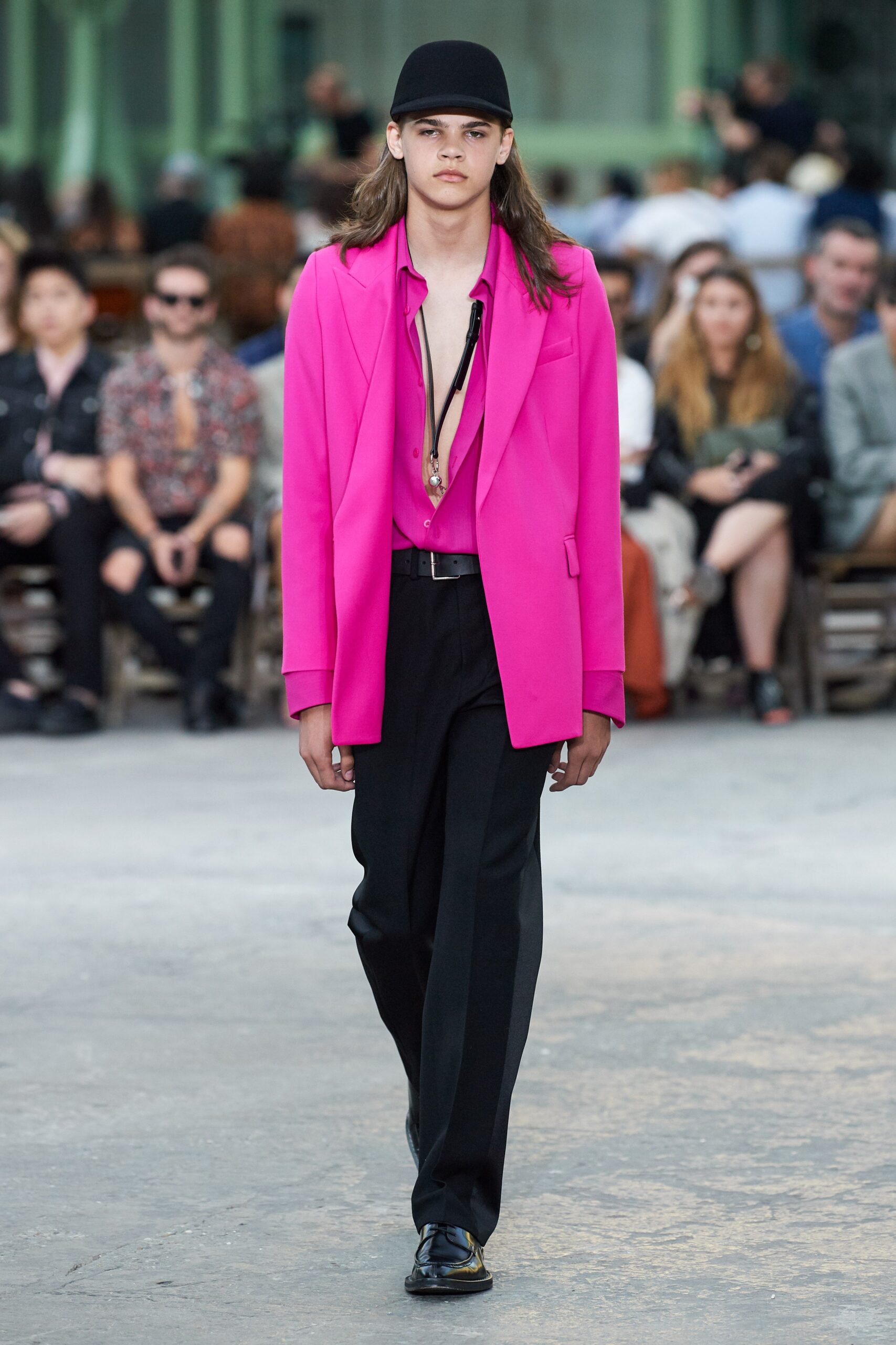 pink long-sleeve collared tailored buttoned blazer