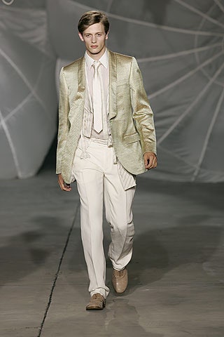 gold silk long-sleeve collared tailored buttoned shiny suit