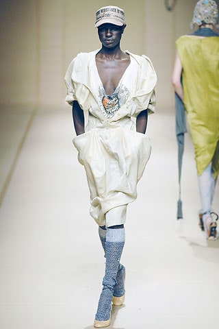 beige relaxed midi dress with hat