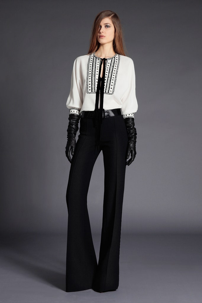 black leather fitted gloves