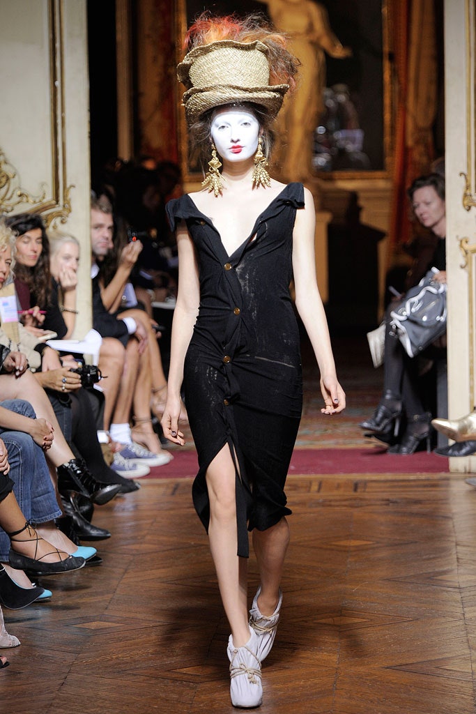 black fitted midi dress