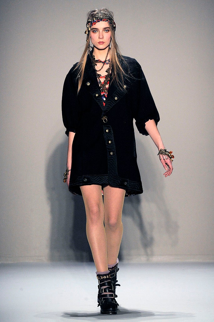 black zippered shoes