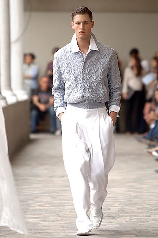 blue cotton long-sleeve collared relaxed pleated shirt