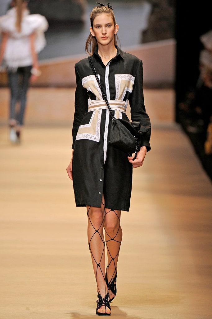 black and white shirt-dress