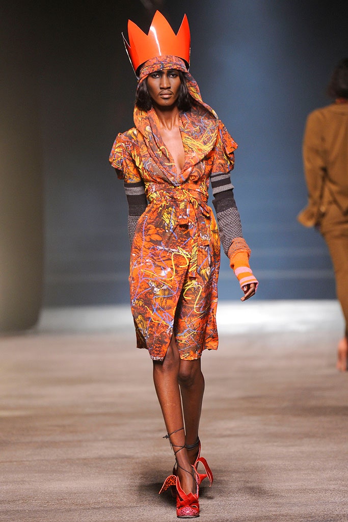 colorful mini dress with crown hat