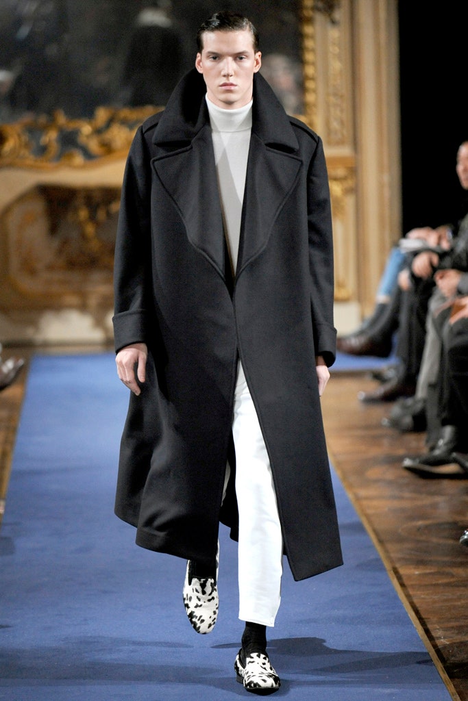 oversized black wool coat