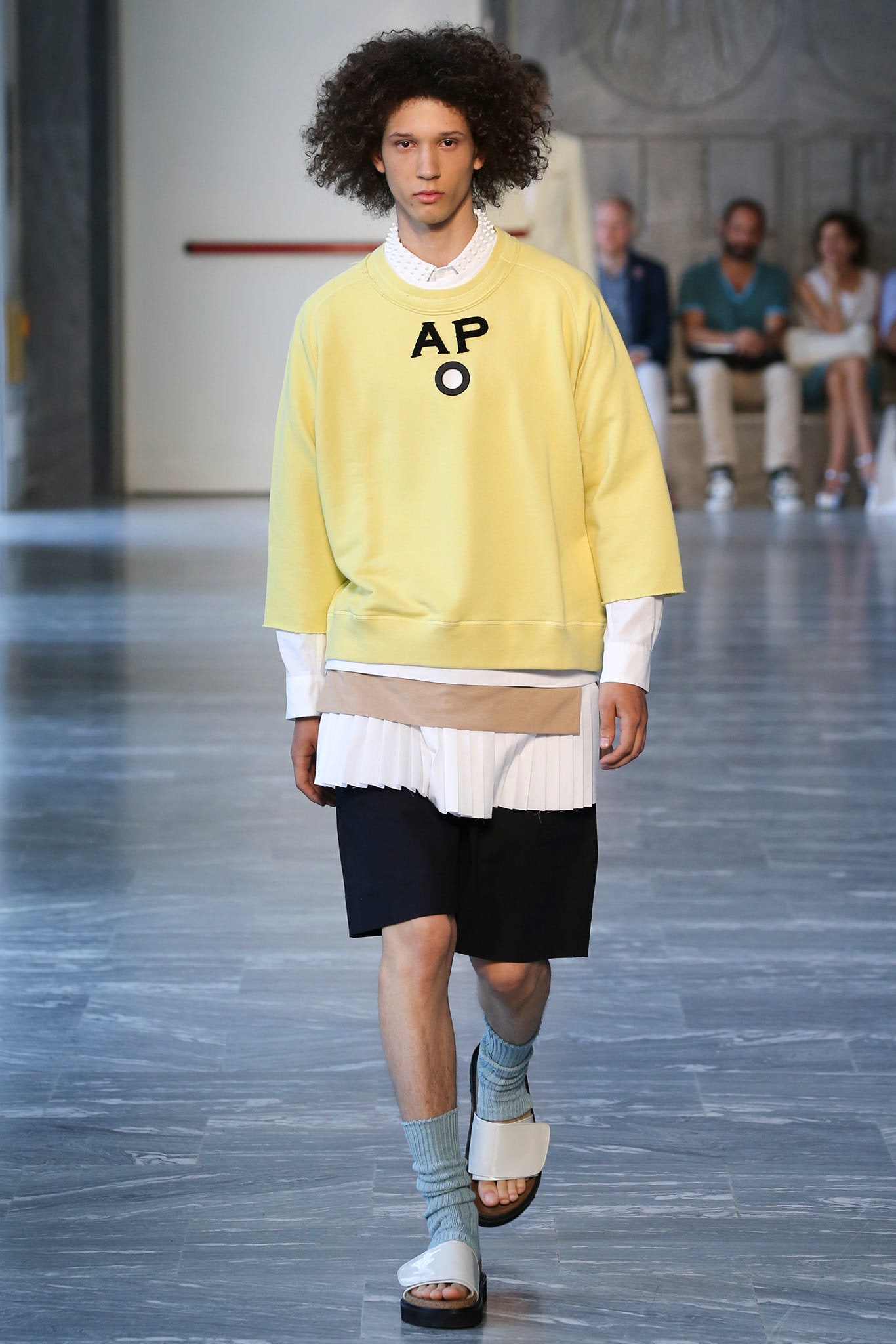 yellow cotton short-sleeve collared oversized layered top