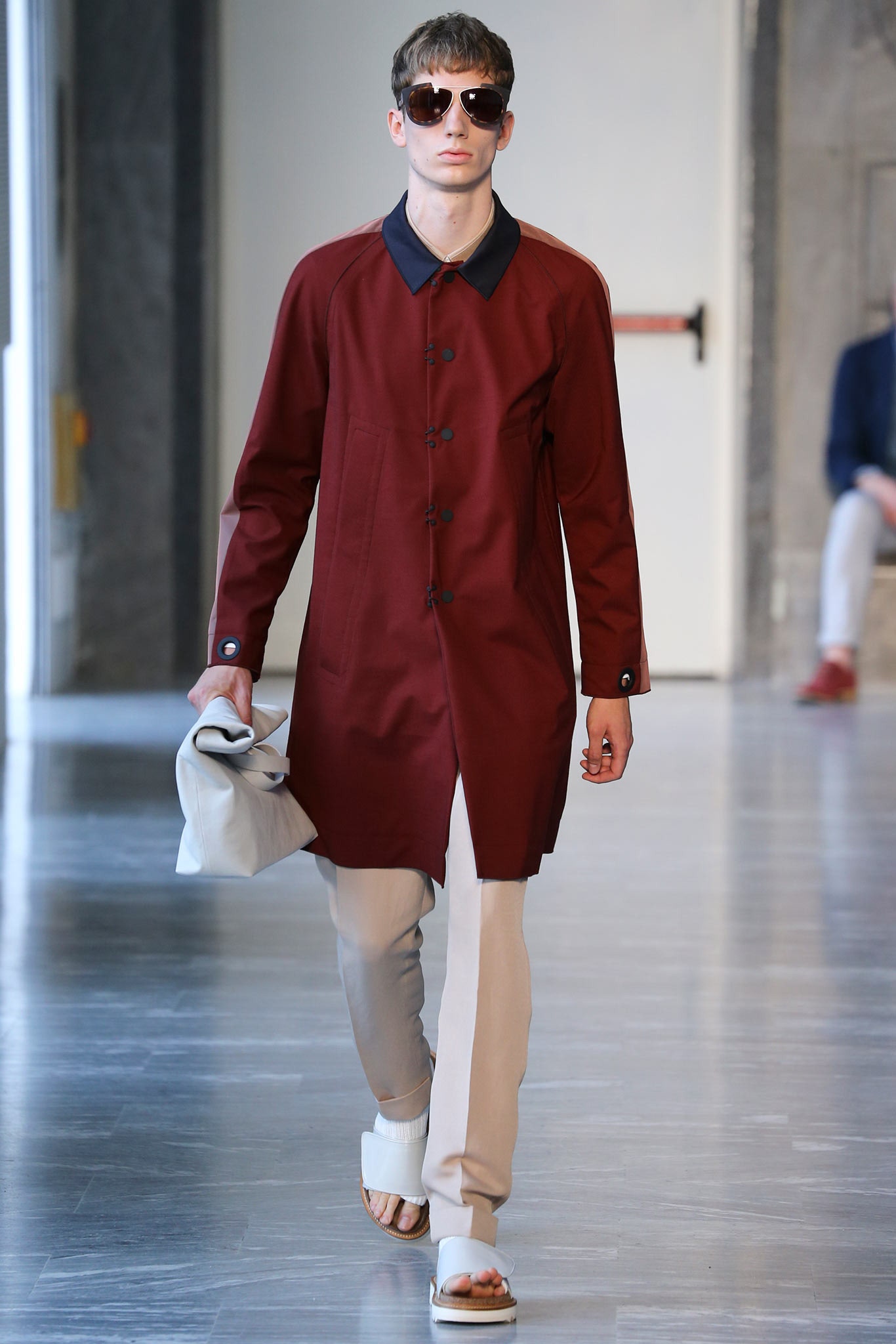 red cotton long-sleeve collared fitted buttoned coat