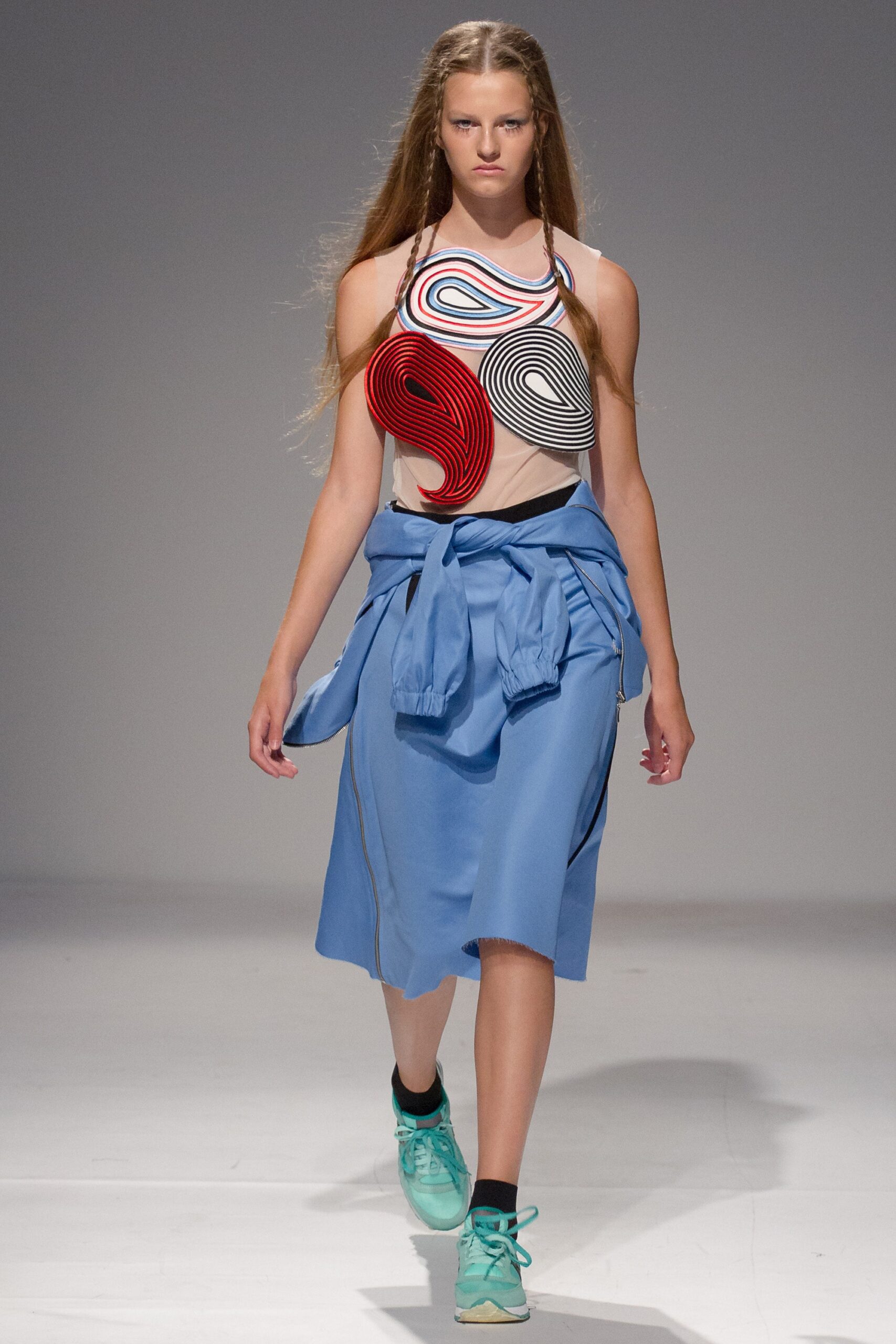 fitted halter top with printed design