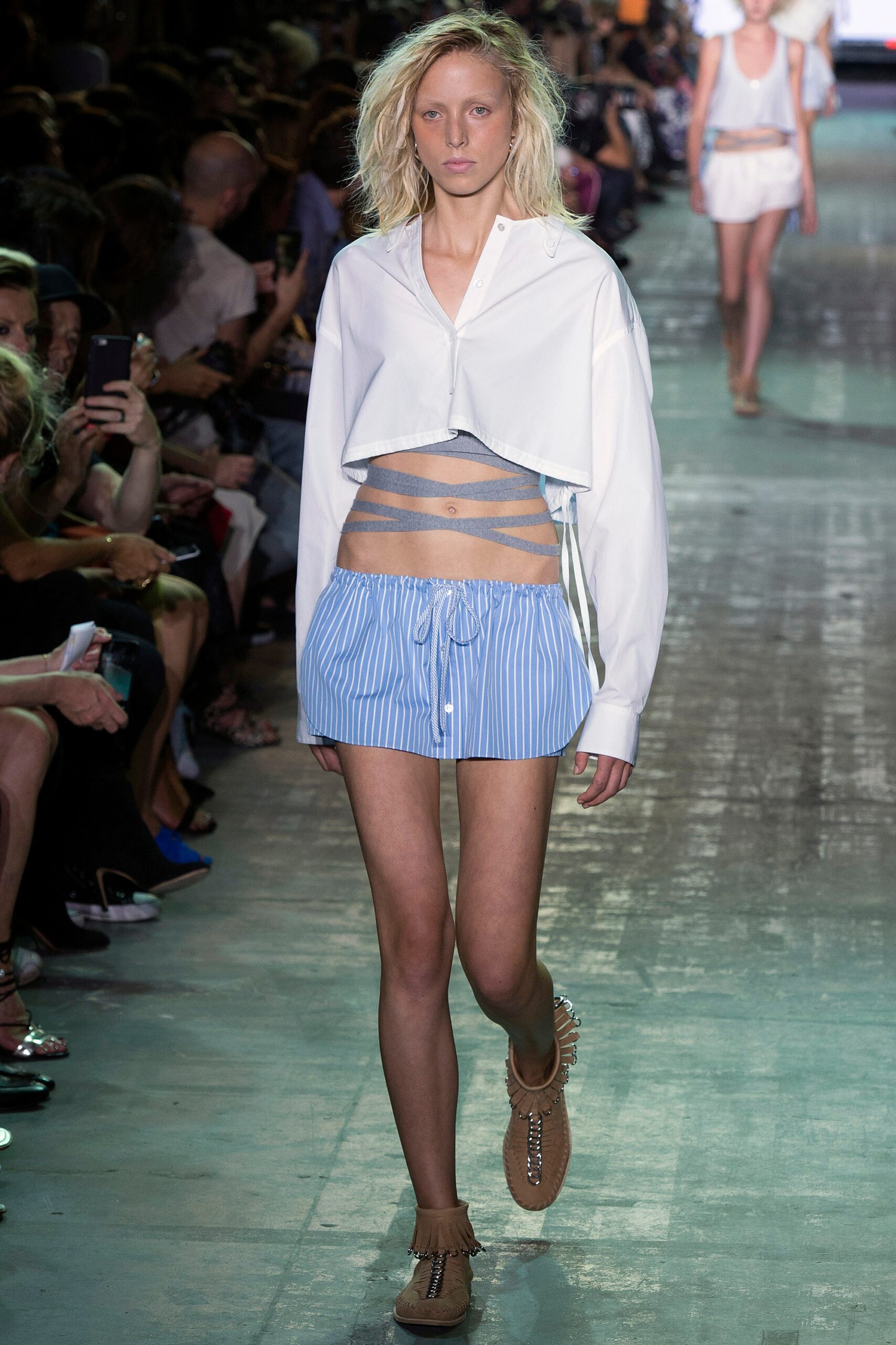 white cotton long-sleeve collared relaxed cropped shirt